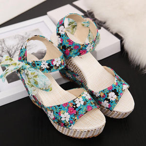 Women's floral print boho platform wedge sandals with buckle strap