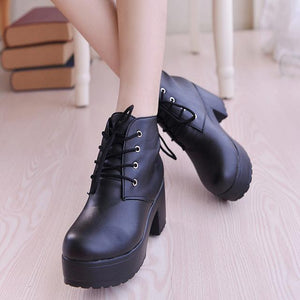 Women ankle short solid color lace up chunky heel platform boots