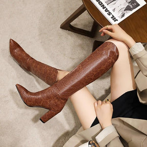 Women fashion v cut snakeskin chunky high heel knee high boots