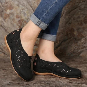Women's hollow breathable slip on flats casual walking shoes
