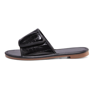Women summer open toe flat 
slide sandals