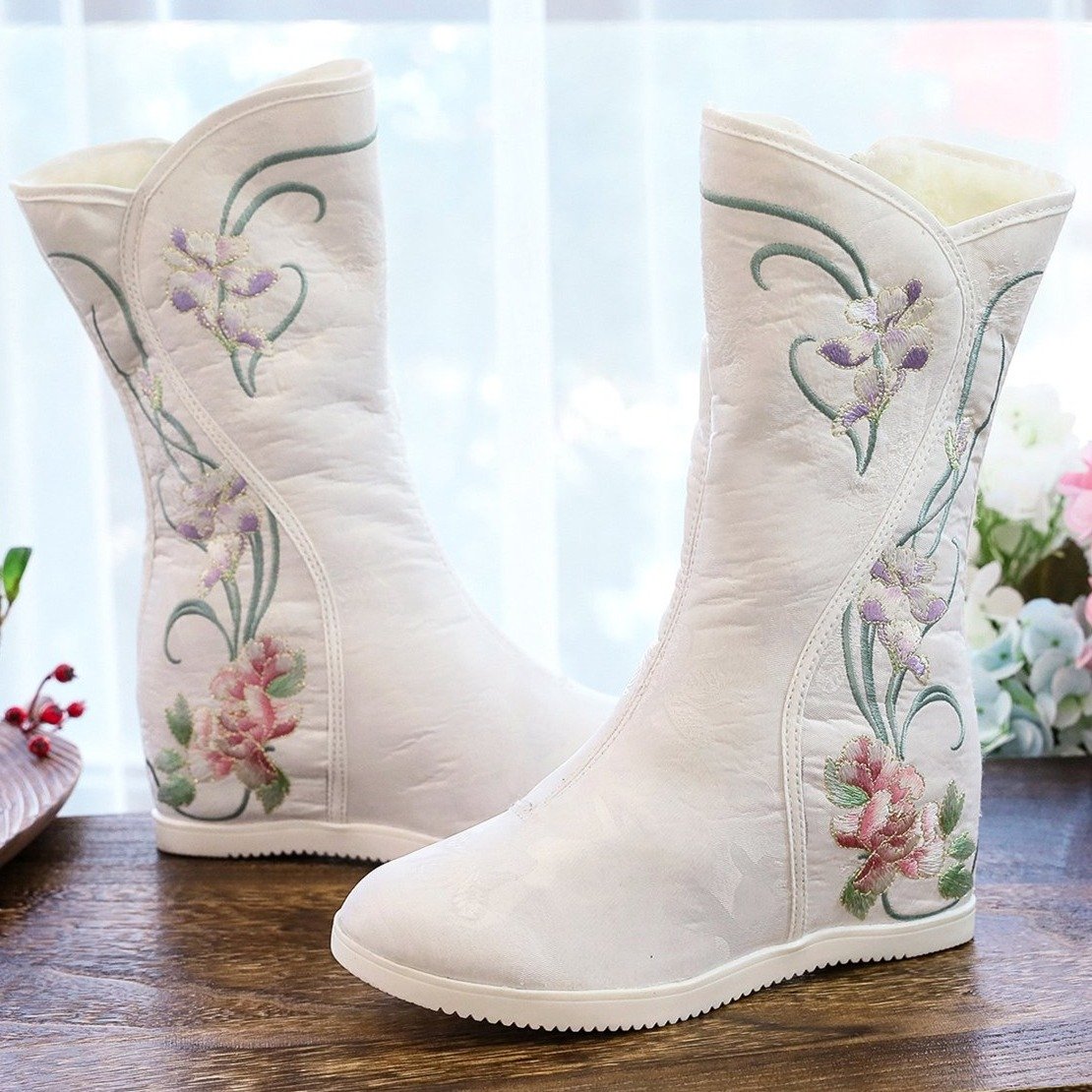 Women winter fashion embroidered flower faux fur mid calf boots