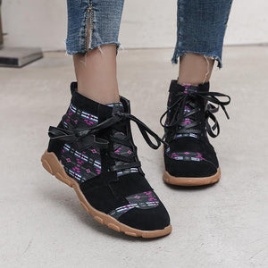 Women lace up pattern ankle short flat boots