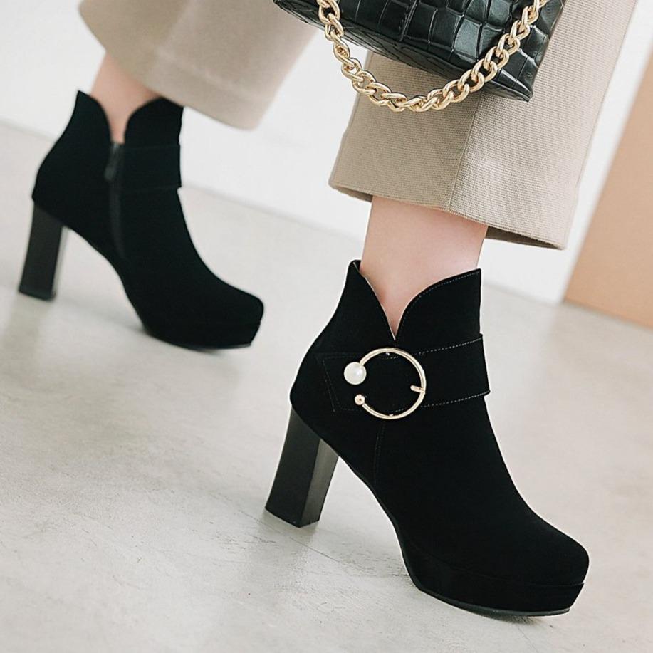 Women round toe buckle strap platform chunky high heeled booties