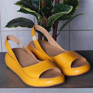 Women peep toe elastic strap slip on flat sandals