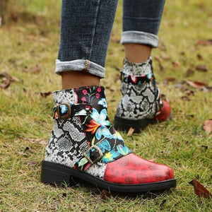 Women bohemia buckle strap flower embroidered chunky short boots