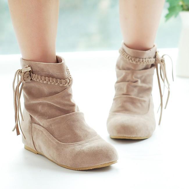 Women short woven strap fringed slip on flat boots