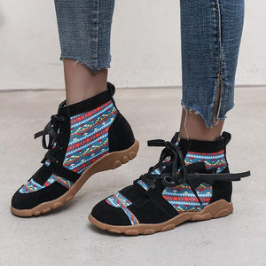 Women lace up pattern ankle short flat boots