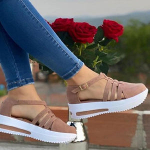 Women round toe ankle strap slip on platform sandals