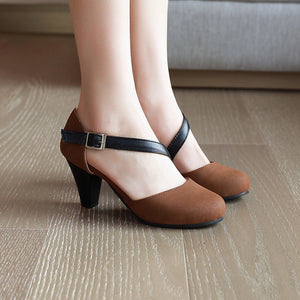 Women chunky heel buckle strap side hollow closed toe sandals