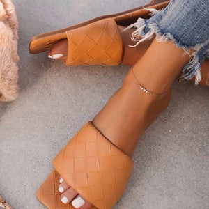 Women sqaure peep toe woven strap slide flat sandals