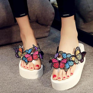Women's cute butterfly clip toe slides