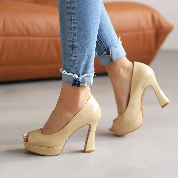 Women solid color peep toe slip on chunky heels