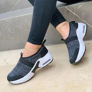 Women color block elastic band slip on platform wedge sneakers