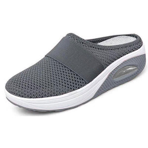 Women's closed toe hollow slip on slides casual walking shoes