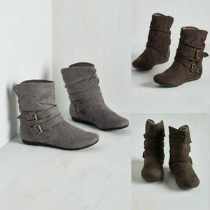 Women winter lining faux fur double buckle strap short flat boots