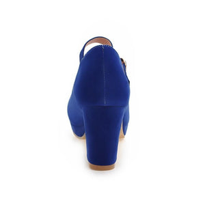 Women closed toe pendant buckle strap chunky heels
