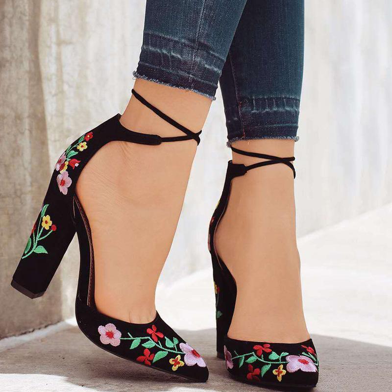 Flowers Suede Pointed Toe Sandals - GetComfyShoes