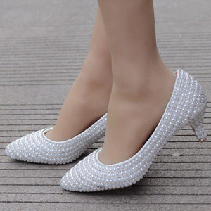 Women's white imitation pearls kitten heel wedding pumps