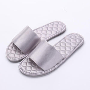 Lightweight Comfortable Slippers Non-slip Indoor Slippers - GetComfyShoes