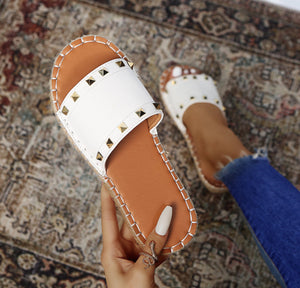 Women studded strap summer beach slide flat sandals
