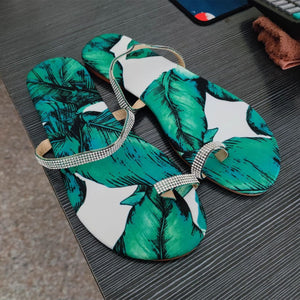 Women ring toe rhinestone strap flat slide sandals
