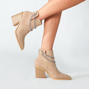 Women pointed toe chain d¨¦cor chunky heel v cut ankle boots