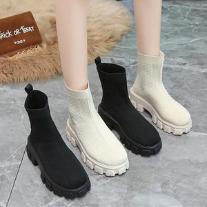 Women chunky platform solid color knit sock booties