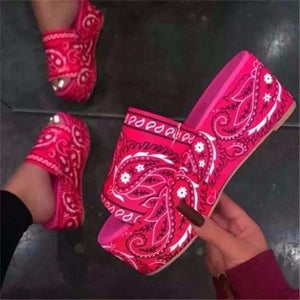 Women chunky platform bandana print pink one strap flatform slide sandals