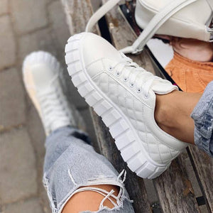 Women plaid stitching lace up thick sole sneakers white