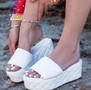 Women grid strap peep toe chunky platform slide sandals
