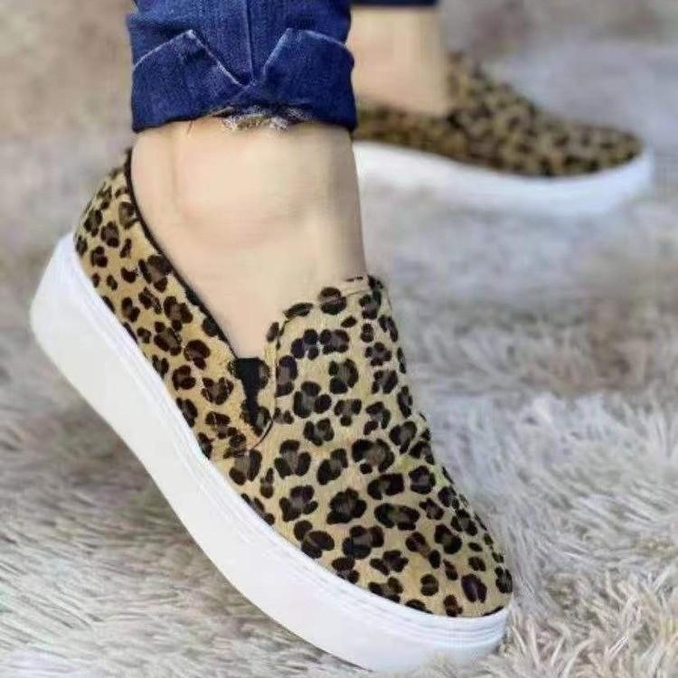 Women flat thick sole round toe canvas slip on sneaker