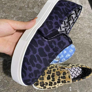 Women platform flat heel slip on leopard sneakers