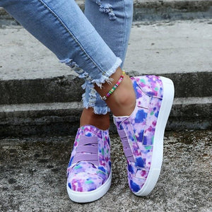 Women color block flat heel round toe slip on sneaker