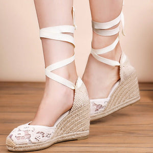 Women lace flower closed toe hollow wedge strappy sandals