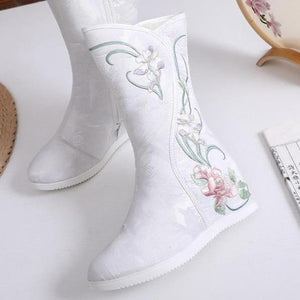Women winter fashion embroidered flower faux fur mid calf boots