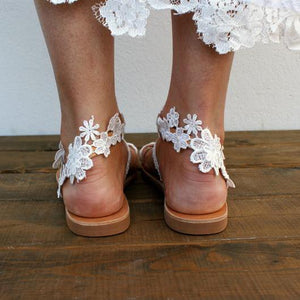 White floral lace sandals for wedding ring toe beach sandals